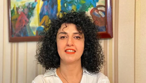 Tribunal do Irã condena Nobel da Paz a mais sete anos e meio de prisão